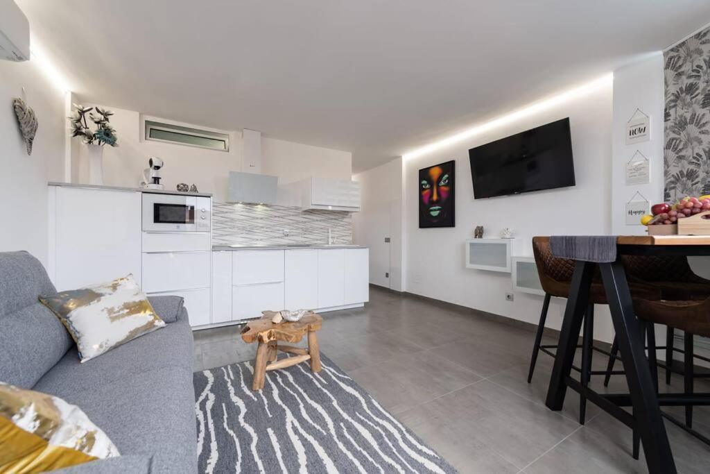 Attico Playa De Ingles Con Parking E Piscina Apartment Плая дел Инглес Екстериор снимка